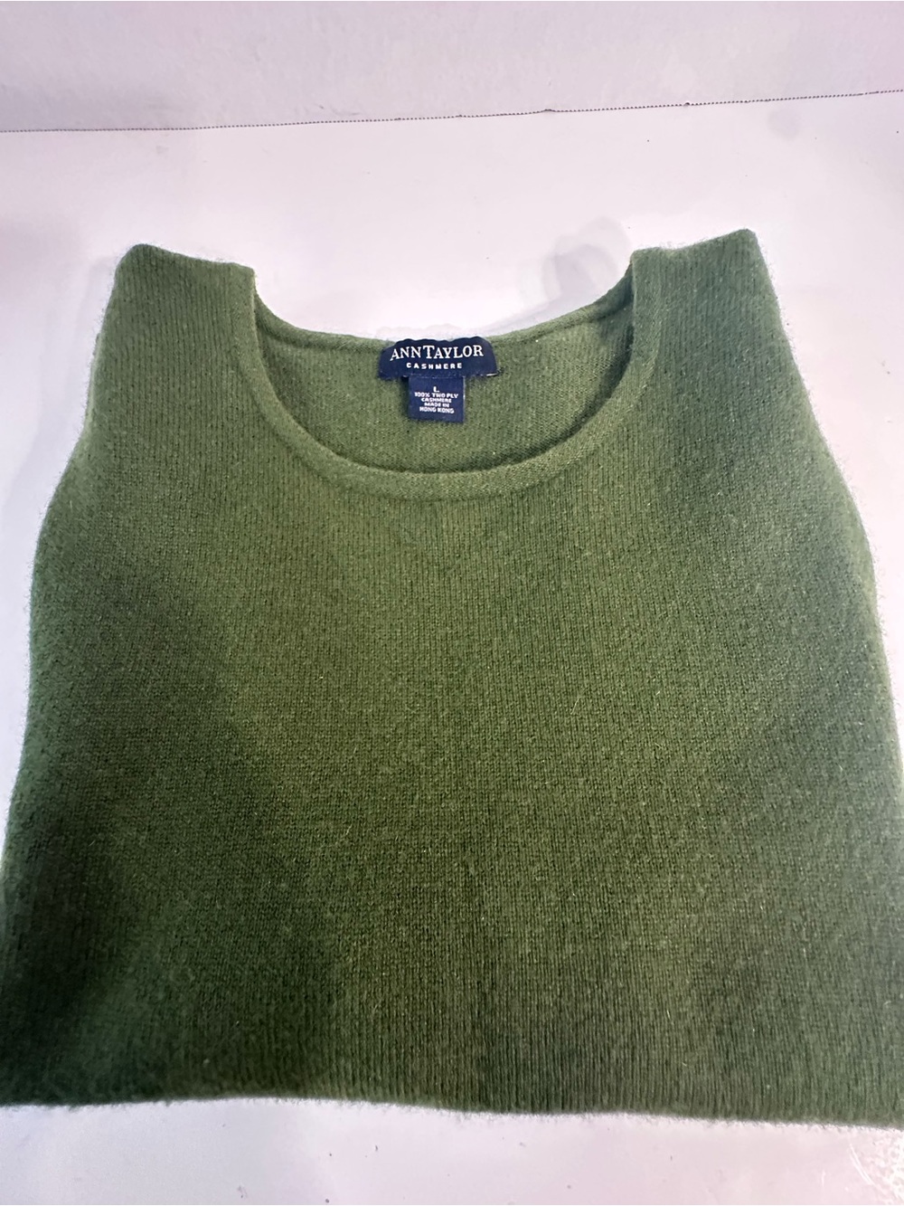 Ann Taylor Green Cashmere Scoop Neck Sleeveless Sweater